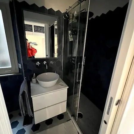 Spazioso Incantevole Monolocale A Appartement